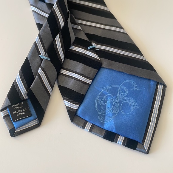 Bugatti Black Grey and White Striped Men’s Formal Silk Tie - Picture 4 of 8